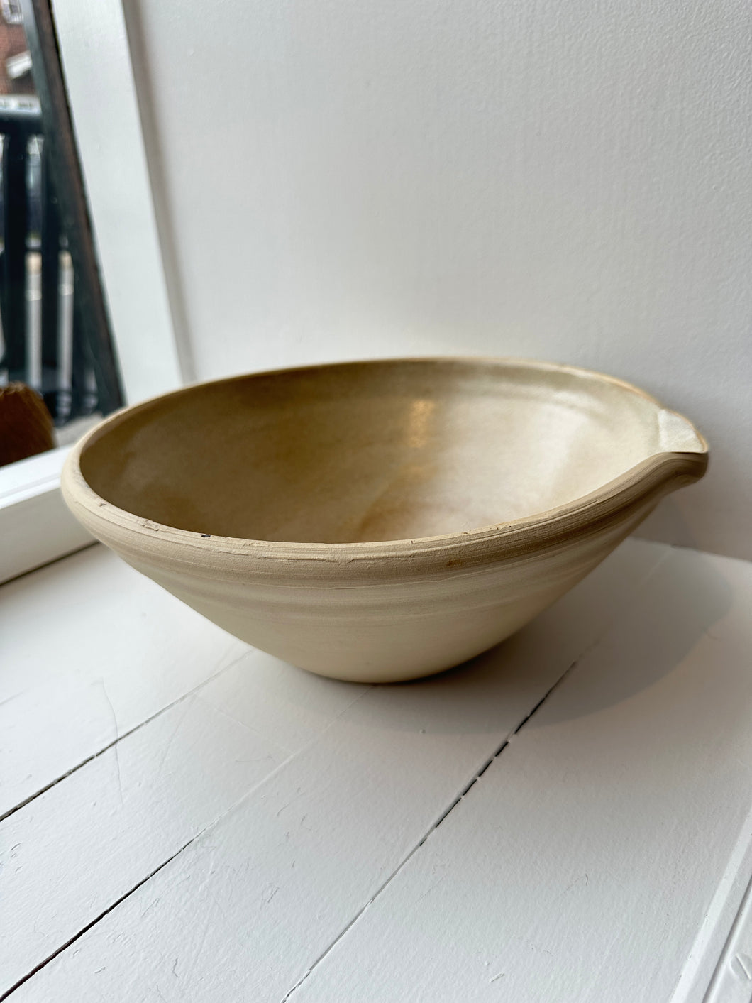 Stoneware bowl - beige