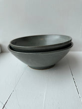 Load image into Gallery viewer, Stoneware bowl - grey