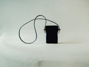 Woven Camera Pouch in All-Black