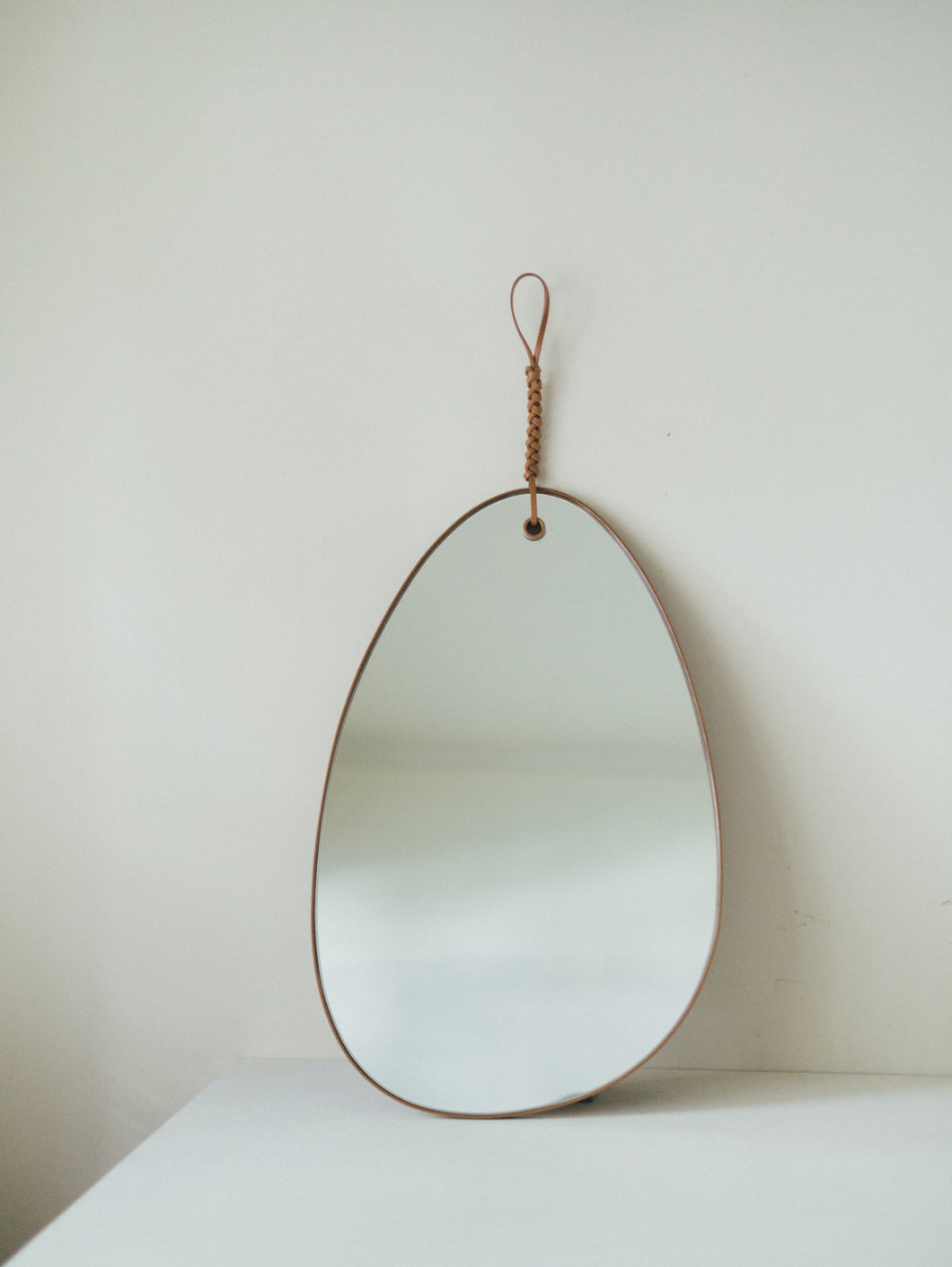 Woven Pebble Mirror 45 in Chestnut